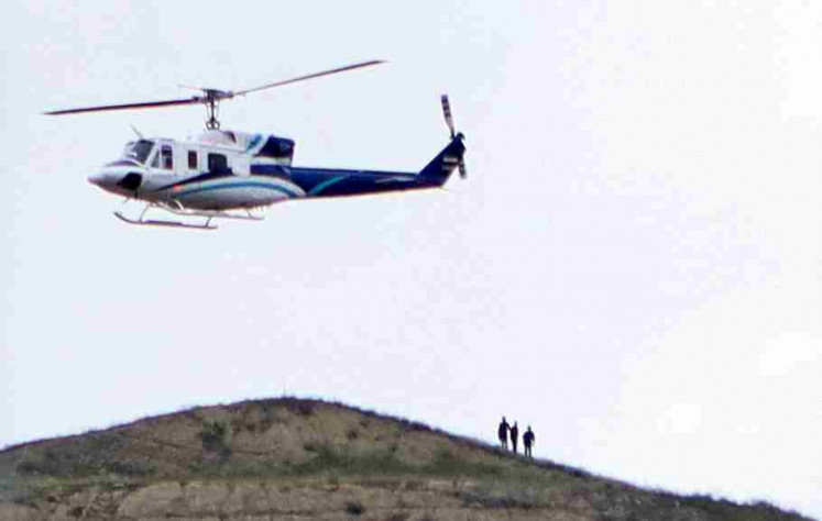 A helicopter carrying Iran's President Ebrahim Raisi takes off, near the Iran-Azerbaijan border, May 19, 2024. The helicopter with Raisi on board later crashed. Ali Hamed Haghdoust/IRNA/WANA (West Asia News Agency) via REUTERS ATTENTION EDITORS - THIS IMAGE HAS BEEN SUPPLIED BY A THIRD PARTY.   ATTENTION EDITORS - THIS PICTURE WAS PROVIDED BY A THIRD PARTY