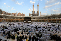 Hundreds die of extreme heat on Muslim pilgrimage