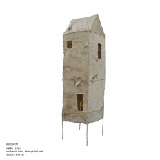 Beyond elasticity: History, economics intersect in rubber art