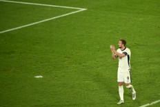 Dour England win Euro 2024 group, France face tough road to final