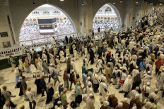 Monopolstic practices bar efforts to improve haj services quality