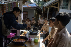 Food additive limit lauded, but clearer plans, messages urged