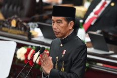 Jokowi apologizes, again, in final state address 