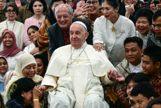 Pope Francis interacts with young people of Scholas Occurrentes at Grha Pemuda Youth Centre in Jakarta on Sept. 4, 2024.