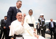 Pope Francis not yet cured, but not in danger of death, doctor treating him says