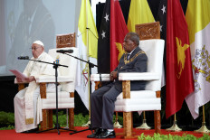 In resource-rich PNG, Pope Francis urges fair treatment for workers
