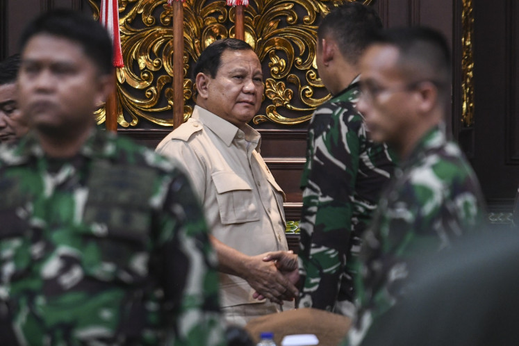 Defense Minister Prabowo Subianto (second left) greets medical personnel of the Indonesian Military (TNI) who will depart for a humanitarian mission in the Middle East during a briefing at the Defense Ministry in Jakarta on Aug. 7, 2024.