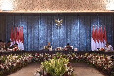  ‘No extreme policies’, Jokowi warns cabinet in final meeting