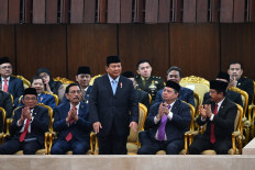 Minister of Defense, who is also President-elect Prabowo Subianto (center) greets invited guests witnessed by Coordinating Minister for PMK Muhadjir Effendy (second left), Coordinating Minister for Maritime Affairs Luhut Binsar Pandjaitan (second left), Coordinating Minister for the Economy Airlangga Hartarto (second right), and Coordinating Minister for Political Affairs Hadi Tjahjanto at the Annual Session of the People's Consultative Assembly and the Joint Session of the House of Representatives - DPD in 2024 at the Nusantara Building, Parliament complex, Senayan, Jakarta, Friday, August 16, 2024. 