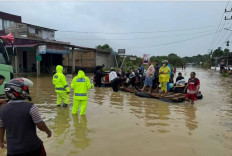 Tens of thousands hit by flood in Aceh