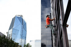 'Unique sensation': Young climber scales French skyscrapers