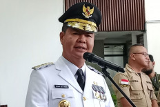 Newly installed acting Jakarta governor Teguh Setyabudi addresses the media after being installed at the Home Ministry, replacing Heru Budi Hartono in Jakarta on Oct. 18, 2024. Teguh said he would prioritize flood mitigation. 