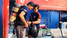 Death of Depok firefighter raises concerns over equipment