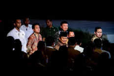 Prabowo gathers regional heads ahead of two-week trip abroad