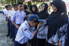 Lessons from Aceh: How language unites and segregates in conflicts