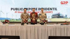 GGRP corporate secretary Paulus Khierawan (from left), president director Fedaus and vice president and finance director Roymond Wong during a recent public expose.