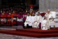 Pope Francis appeals for courage to better the world on Christmas Eve