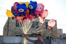 'No more fear': Stand-up comedy returns to post-Assad Syria