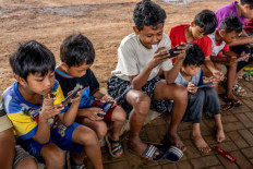 Support for age limit, but