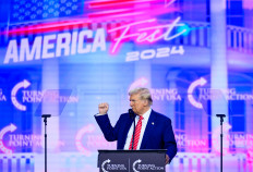 Trump will not rule out force to take Panama Canal, Greenland