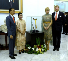 Culture minister to repatriate more daggers, ancient inscription