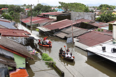 Massive flooding strikes South Sulawesi