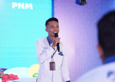 Thanks to PNM, a shallot farmer's son can go to Korea