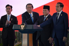(Left-Right) Indonesia's Vice President Gibran Rakabuming Raka, former president Susilo Bambang Yudhoyono, President Prabowo Subianto and former president Joko Widodo attend the launch of a sovereign wealth fund known as Daya Anagata Nusantara, or Danantara, in Jakarta on Monday, February 24, 2025. (AFP/Bay Ismoyo).
Usage: 0