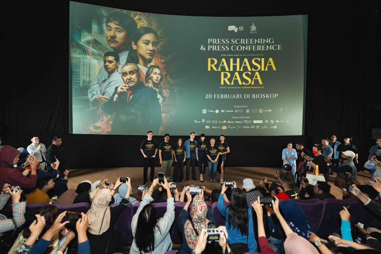 In the spotlight: The cast and crew of Rahasia Rasa take center stage at the film’s press screening and conference at Epicentrum XXI in Jakarta.