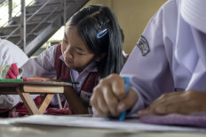 Government banks on students to preserve Indonesia’s native languages