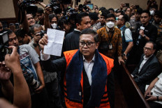 PDI-P’s Hasto hears bribery, obstruction of justice indictment