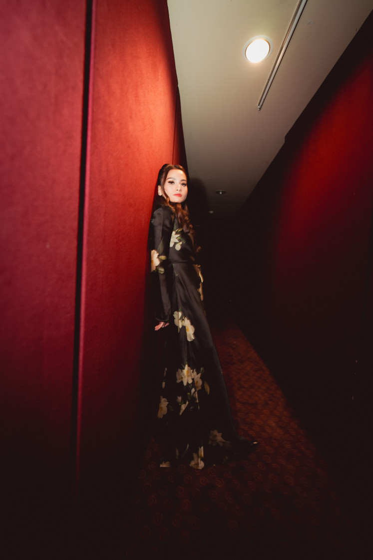 Acha Septriasa portrays Azizah, the wife of Qodrat, who embarks on a quest for atonement in the sequel.