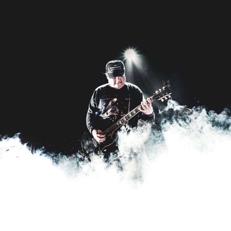 Seringai guitarist Ricky Siahaan.
