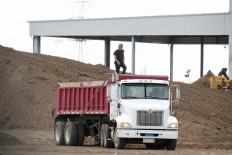 Elon Musk's xAI Holdings reportedly in talks to raise $20b from investors