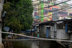 Jakarta to bury overhead power cables for safety