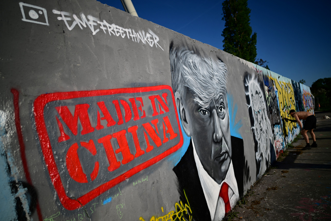 Donald Trump: Orang kuat Amerika yang lemah – akademisi
