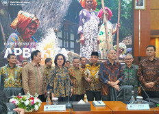Sri Mulyani inaugurates new tax, custom office chiefs
