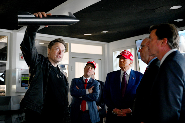 Elon Musk gives a tour to US president-elect Donald Trump and lawmakers of the control room before the launch of the sixth test flight of the SpaceX Starship rocket on November 19, 2024 in Brownsville, Texas.