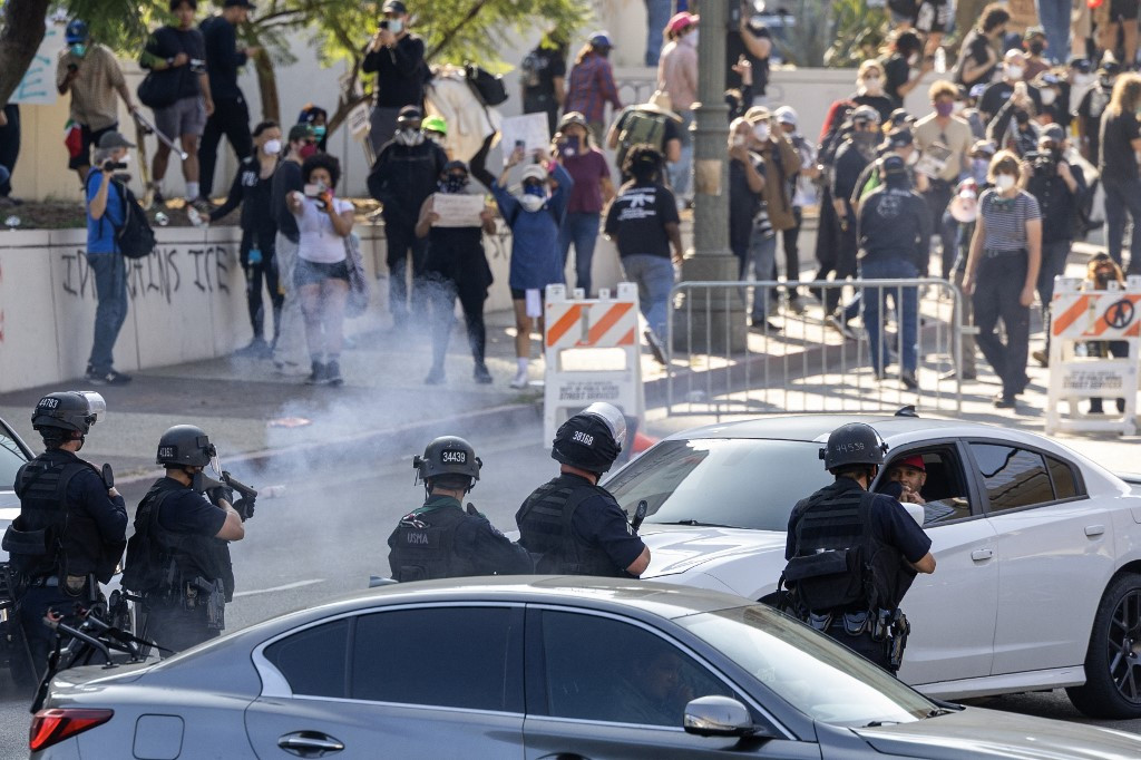 Tiongkok memberi tahu warga di Los Angeles untuk meningkatkan keamanan pribadi – Amerika