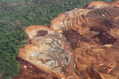 Mining and tourism don’t mix