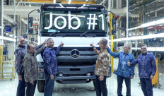 Germany’s Daimler opens new bus, truck factory in Cikarang