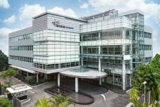 Double-degree programs: Striking a delicate balance between local and global