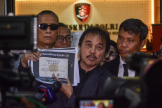 Police hold another case review on Jokowi’s diploma case