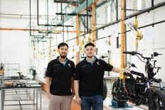 William E. Taifan, PhD., CEO (right) and Garry Taifan, CTO of SAVART Motors. (Courtesy of: SAVART Motors)