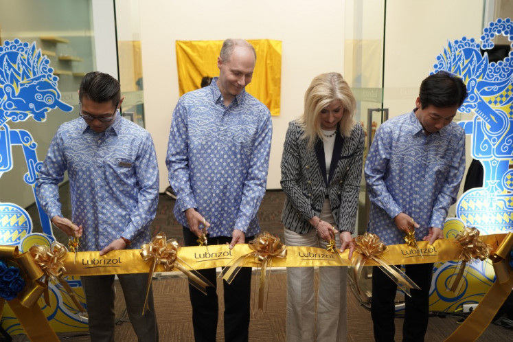 Executives from Lubrizol cut a ribbon on July 24 to mark the opening of a new office at Tavera Office Park in South Jakarta. The specialty chemicals producer said it was ready to expand cooperation with local partners in various industries. 
