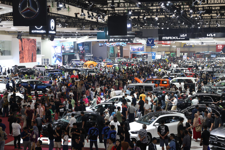 Record attendance: Visitors crowd the 2025 Gaikindo Indonesia International Auto Show (GIIAS) at the Indonesia Convention Exhibition (ICE) in BSD City, Tangerang, Banten, in this undated photo. The event drew a total of 485,569 visitors over its 11-day run from July 24 to Aug. 3.