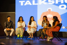 Cinematic diversity: Prameswari Mrajabwana, director of ‘Hayat dan Kebhinekaan’, speaks during a panel discussion at the XXINY (21 New York) Take 1: Indonesian Film Night in New York City on Aug. 24, 2025, alongside fellow filmmakers (from left) ‘Reminiscing Red Hook’ director Gusti Cakramurti, ‘SAH!’ director Chandni, ‘Smarter than You Think’ director and actress Namirah Zihniah and ‘What It Takes to Get a Shot’ actress Anne Yasmine. (Courtesy of Audrey Tjahjono)