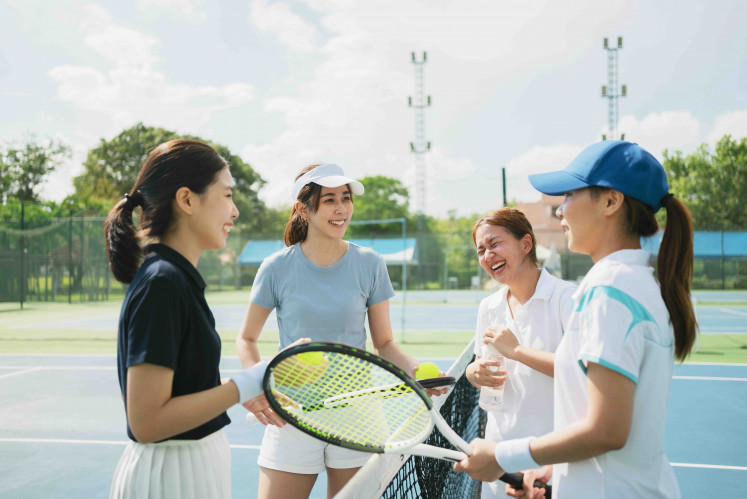 Community sports apps like Reclub, AYO, and Sporthood blend sports with social life, helping people connect with other players and join active communities.