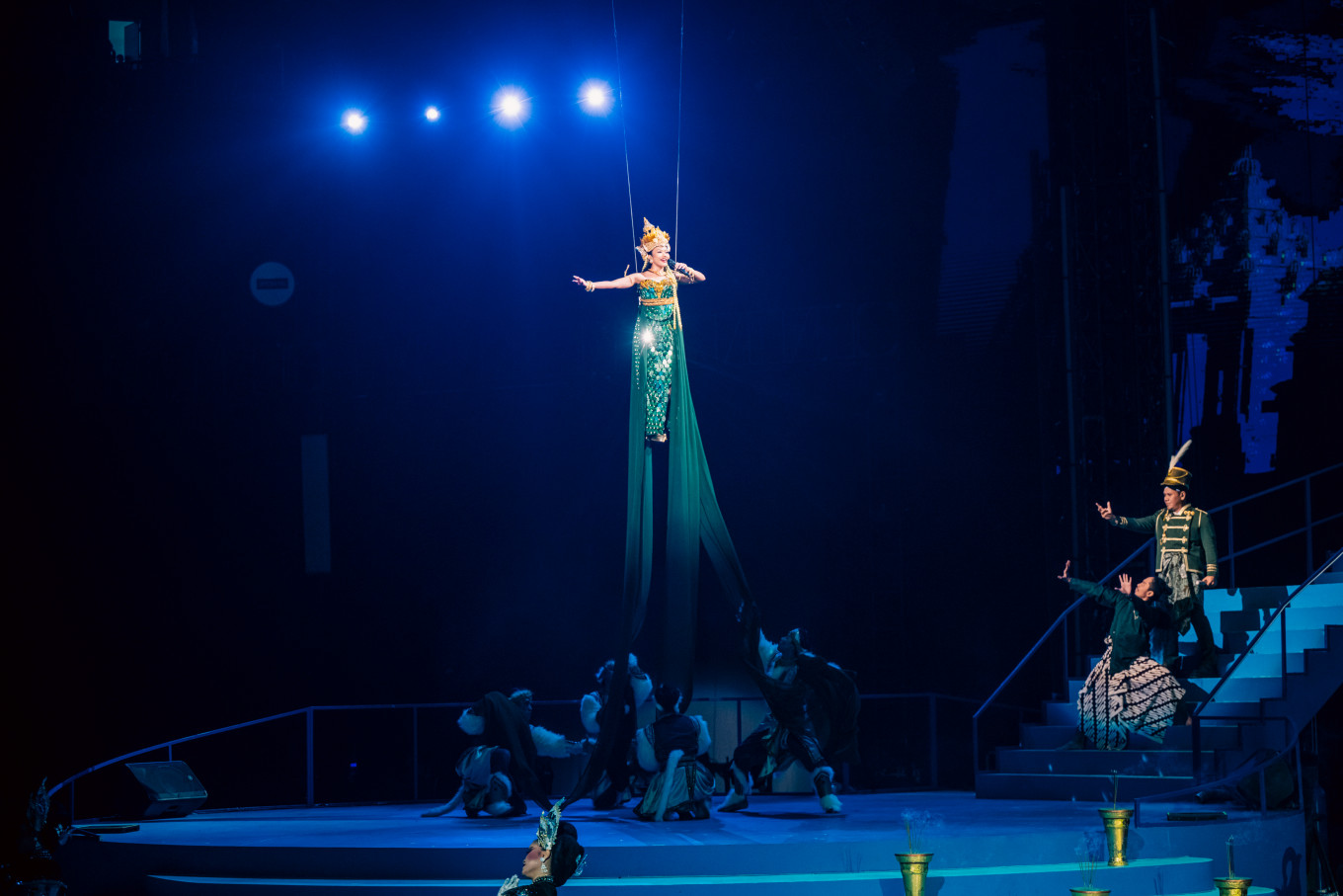 Goddess in green: Singer Yura Yunita descends from the ceiling of the Indonesia Arena on a sling while performing "Mahadewi" on Aug. 23, 2025, during Pagelaran Sabang Merauke (the Indonesian Broadway) show titled Hikayat Nusantara at Gelora Bung Karno in Senayan, Central Jakarta. The soaring rendition became one of the night’s defining moments. (Courtesy of Pagelaran Sabang Merauke)
