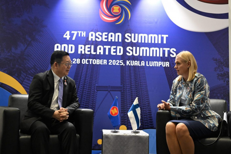 Secretary-General of ASEAN Kao Kim Hourn ('left') meets with Finland's Minister for Foreign Affairs Elina Valtonen ('right') on the sidelines of the 47th ASEAN Summit in Kuala Lumpur on Saturday.